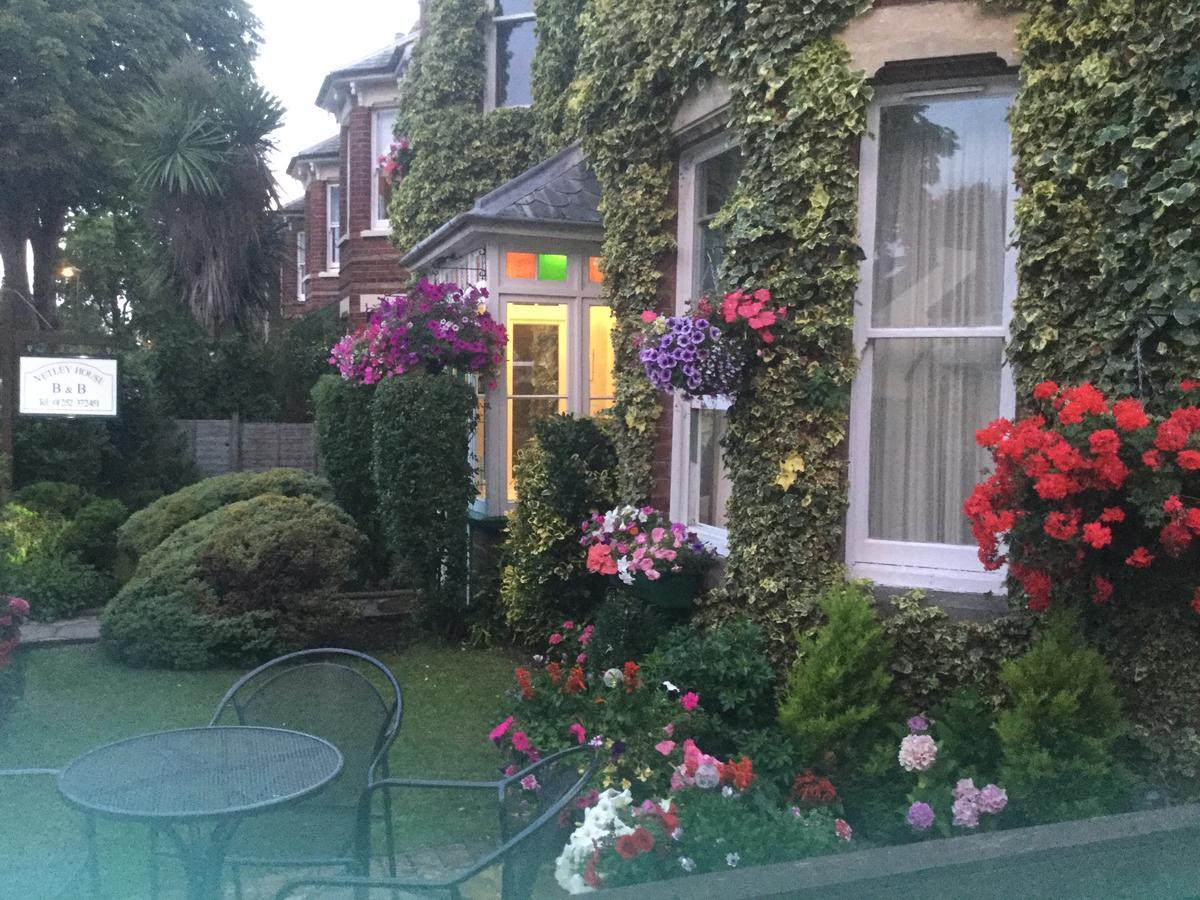 Netley Guest House Farnborough  Kültér fotó